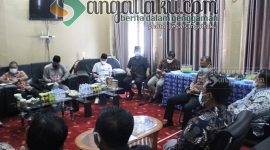 Rombongan Anggota Komisi IV DPRD Kukar dalam kunjungan kerja di Kantor Dinas Sosial Kutai Timur