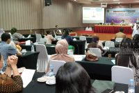 Suasana Bimtek Kefarmasian yang diselenggarakan Dinkes Kutai Timur, Royal Victoria Sangatta, Senin (02/11/2021). (foto:Istimewa)