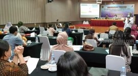 Suasana Bimtek Kefarmasian yang diselenggarakan Dinkes Kutai Timur, Royal Victoria Sangatta, Senin (02/11/2021). (foto:Istimewa)