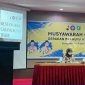 Azti Mazar saat memberikan sambutan sesaat setelah terpilih secara aklamasi nahkodai Kwarcab Kutim. (foto: /Istimewa)