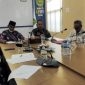 Kadiskominfo dan Perstik Kutai Timur, Ery Mulyadi saat menerima kunjungan dari Komisi IV DPRD Kutai Kartanegara.(fptp:/istimewa)