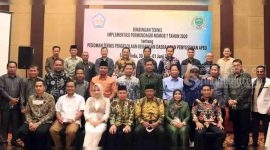 Foto Bersama Unsur Pimpinan dan Anggota DPRD Kutai Timur pada gelaran Bimtek, Hotel Aston Samarinda.(foto:/ istimewa)