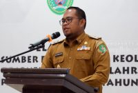 Wakil Bupati Kutai Timur, Kasmidi Bulang saat memberikan sambutan.(foto:pj/sangattaku)