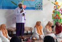 Ustadz saat menyampaikan tausyiah.(foto:/istimewa)