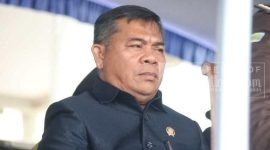 Anggota DPRD Kutai Timur, basti Sanggalangi saat mengikuti jalannya Upacara Peringatan Hari Pahlawan.(/ist)