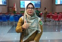 Kepala Dinas Kependudukan dan Catatal Sipil Kutai Timur, Jumeah dalam salah satu kesemaptan wawancara. (*/ist)