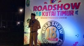 Camat Bengalon, Suharman saat memaparkan rencananya dalam sambutan pembukaan roadshow Bazar UMKM. (*/ist)