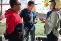 Kabid Pembinaan Perdagangan Dalam Negeri, Erwin Pratama saat turun langsung melakukan pengawasan (*/ist)