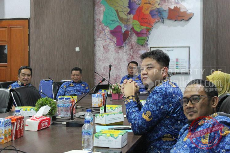 Suasana Zoom Meeting Percepatan APBD Tashun 2025 bersama Kemendagri. (M2P/sangattaku)